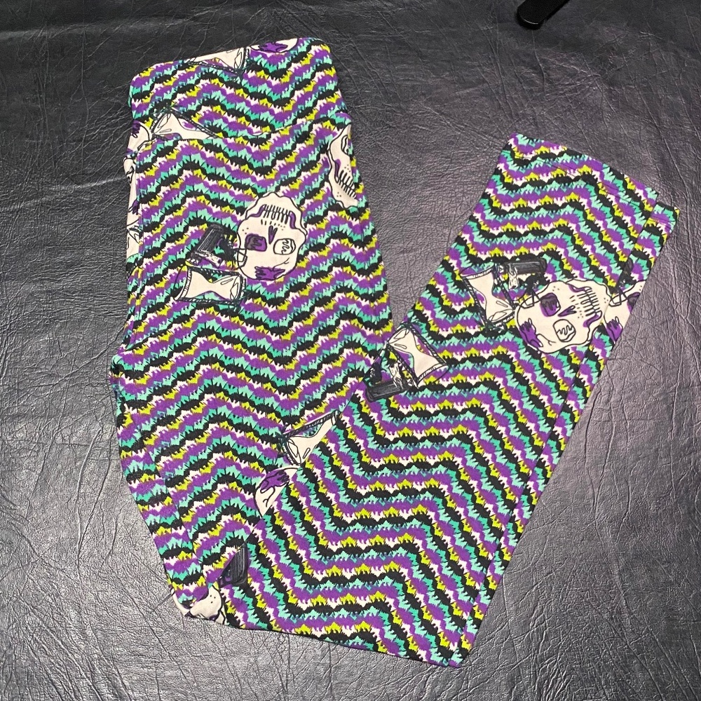 NWOT LulaRoe OS Leggings